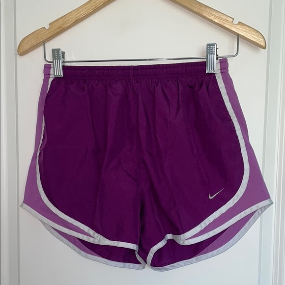 Nike Pants - Nike Women’s Athletic Lightweight Elastic Waist Shorts Purple M